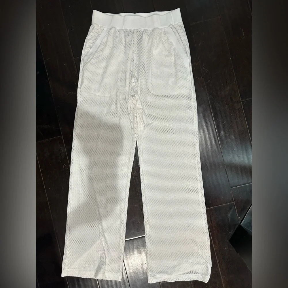 new ALO Yoga M White Wide Leg Mesh Pants athletic sweatpants sweats - Picture 3 of 6